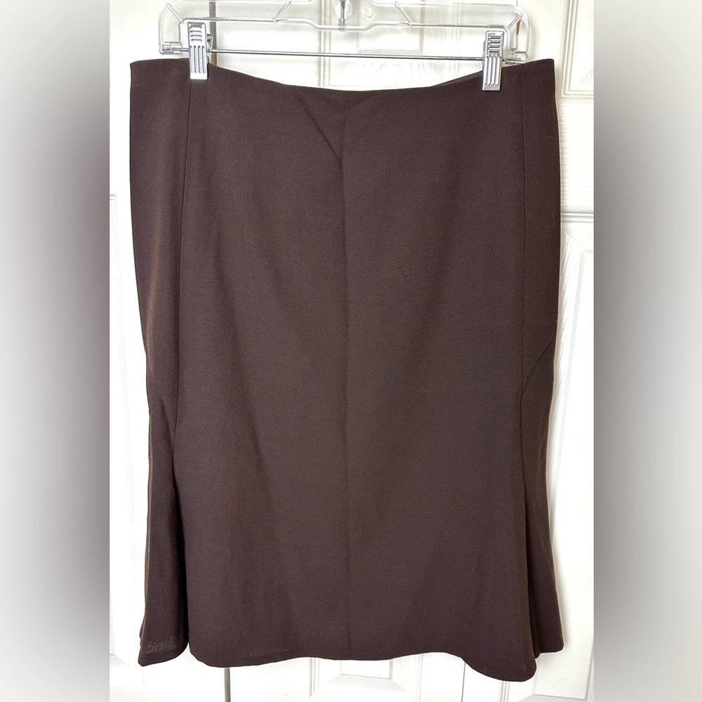 Vtg VALENTINO Italy Fluted Trumpet Skirt Brown 100% Wool Classic Vintage Style